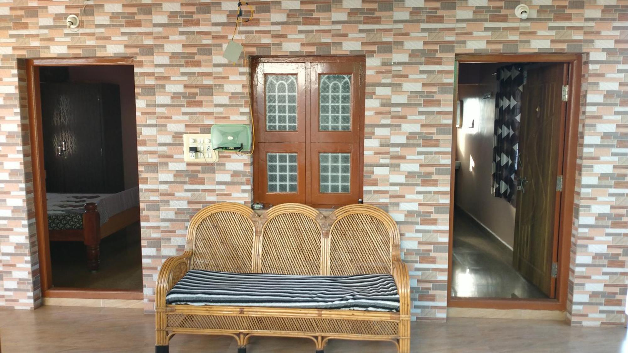 Sahasra Home Stay Hampi Hospet Habitación foto